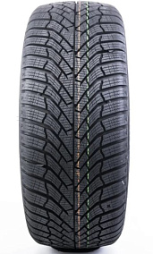 Kumho WP52 235/40R18 95W