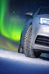 Nokian Hakkapeliitta 9 225/60R16 102T