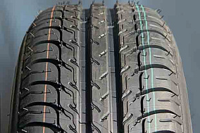 BFGoodrich g-Grip 215/60R17 96H