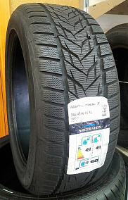Vredestein Wintrac Xtreme S 275/30R20 97Y