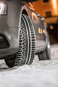 Nokian WR A4 285/30R19 98V
