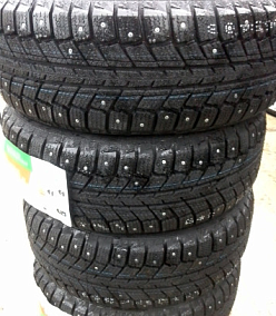 DoubleStar DW07 165/60R14 75T